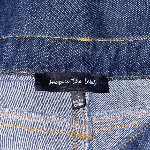 High Waisted Embroidered Jeans with Rhinestones - Picture 8 of 8